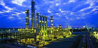 The chemical sector in North America is thriving. For example Shell is expanding its MDI facilities at Geismar