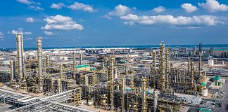 Eni eyes biorefinery in Malaysia with Petronas, Euglena