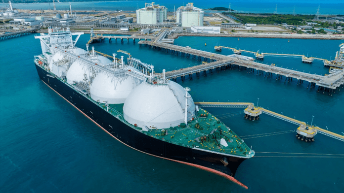 Commonwealth LNG and Baker Hughes sign an agreement Commonwealth LNG and Baker Hughes sign an agreement