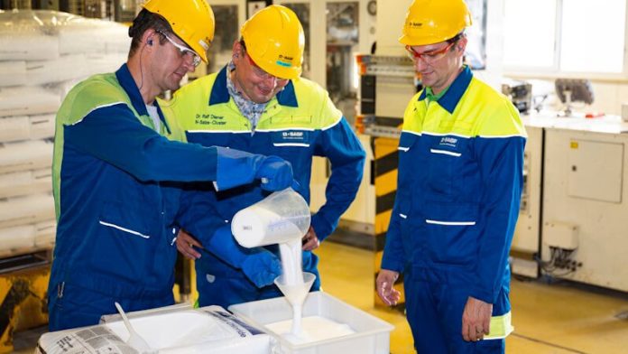 BASF starts up its expanded ammonium chloride plant BASF starts up its expanded ammonium chloride plant