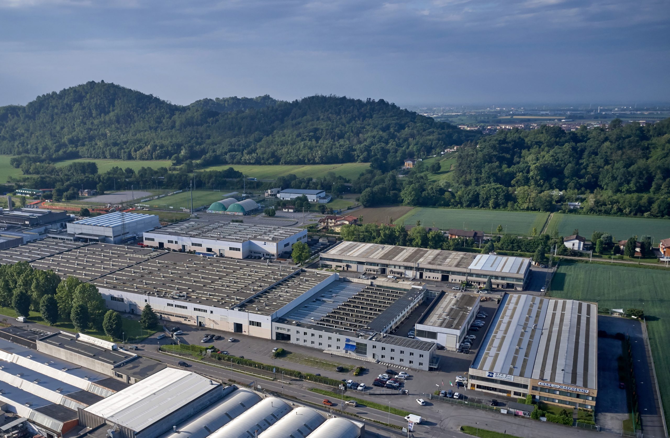 Bonney Forge Europe is a fully integrated forged steel valve manufacturing facility – with forging presses, heat treatment, machining, assembly and testing all located on one campus! Bonney Forge Europe is a fully integrated forged steel valve manufacturing facility – with forging presses, heat treatment, machining, assembly and testing all located on one campus!